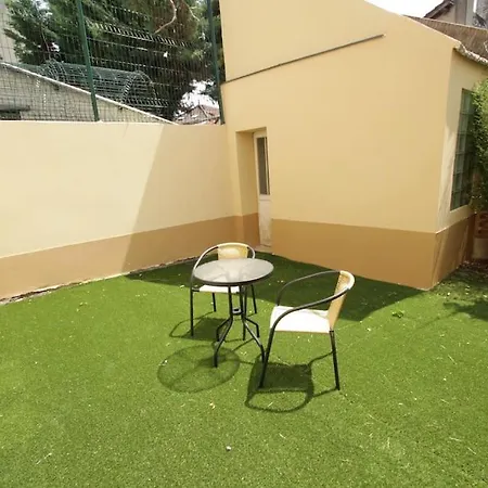 Apartment 2-appartement Rdc Avec Jardin Mantes-la-Jolie