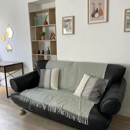2-appartement Rdc Avec Jardin *